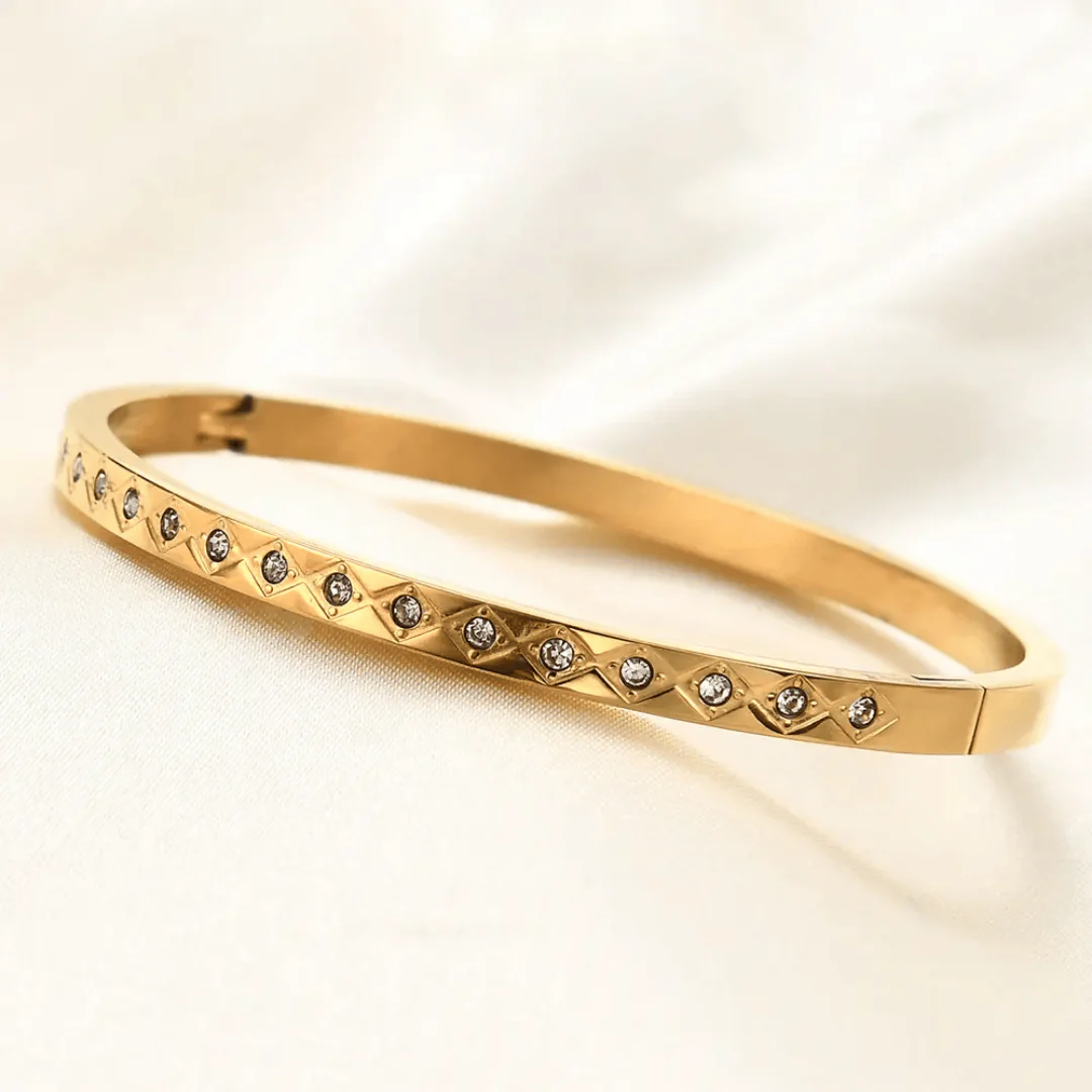 B-109- 18k Gold Plated Stainless Steel Tarnish Free Waterproof Female Jewellery - Image 3