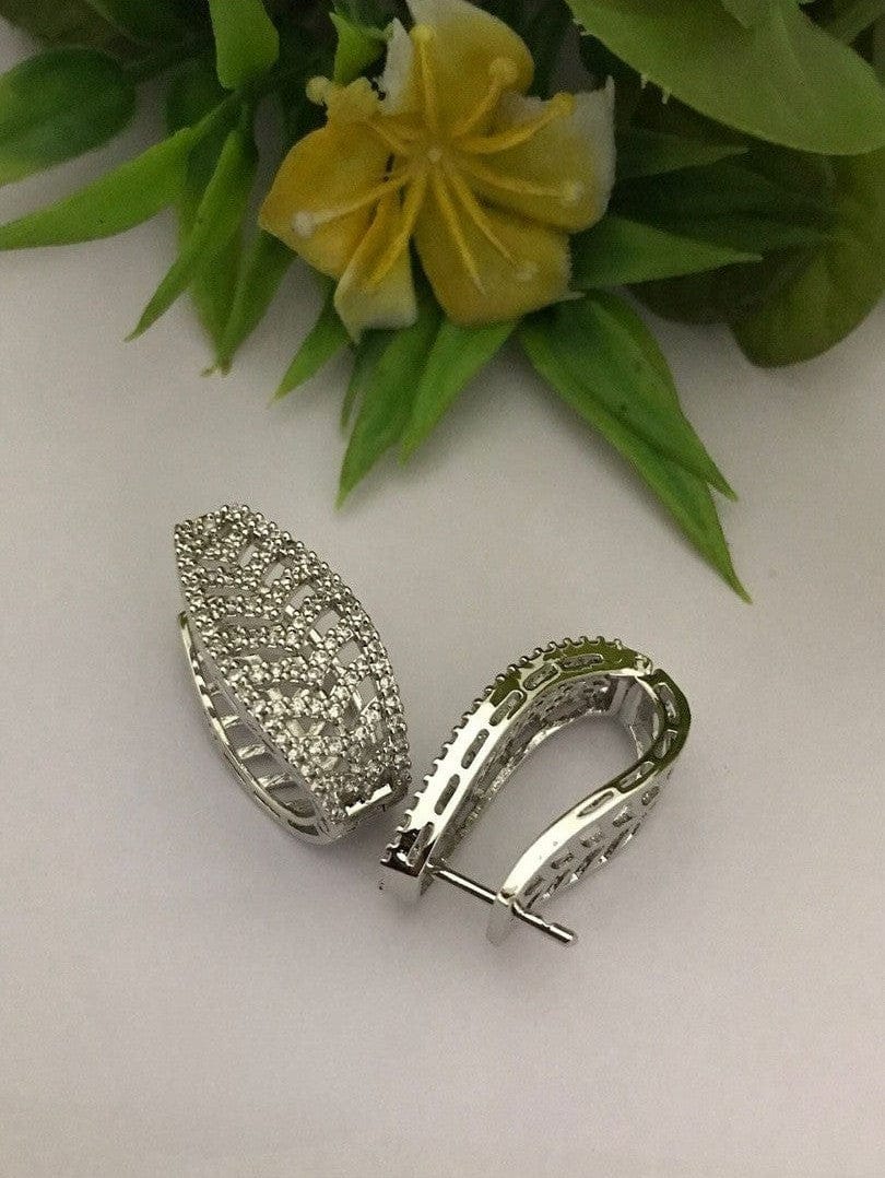 Elegant Leaf Baliya - Alloy Jewelry with CZ Stones - Image 3