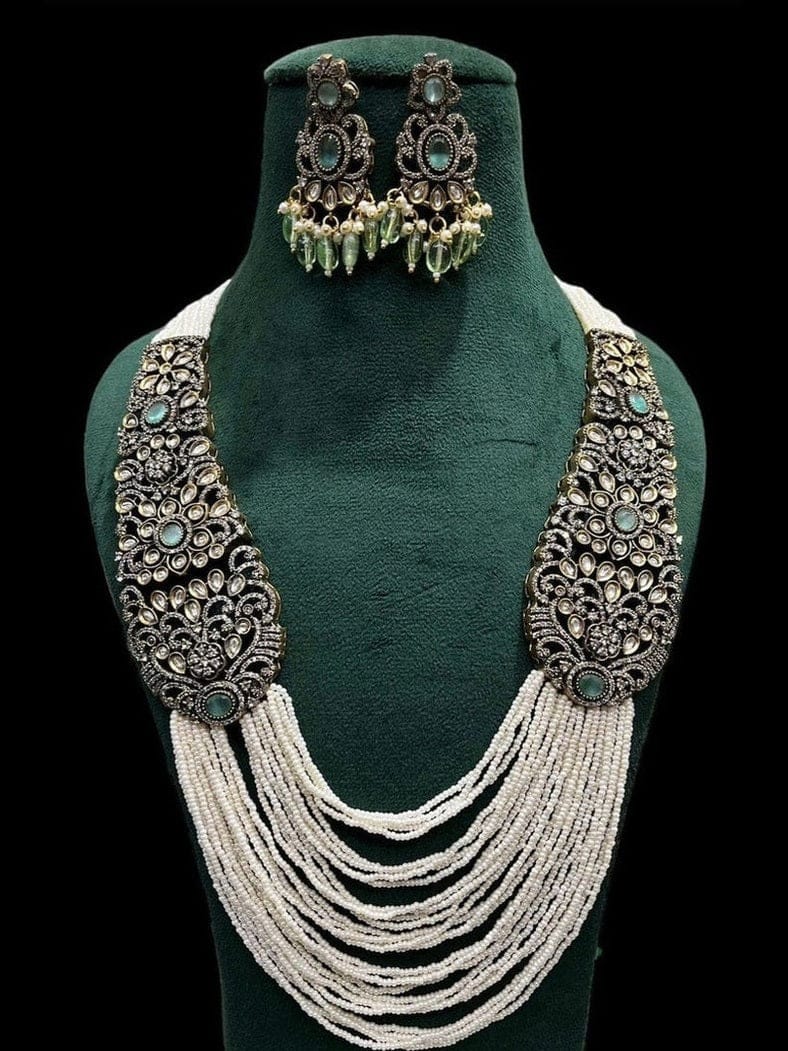 Rudrani Set - Exquisite Ethnic Jewelry for Weddings & Parties - Image 4